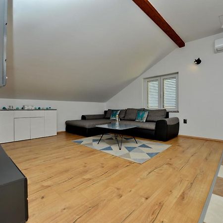 Apartments Blaza Božava Zewnętrze zdjęcie