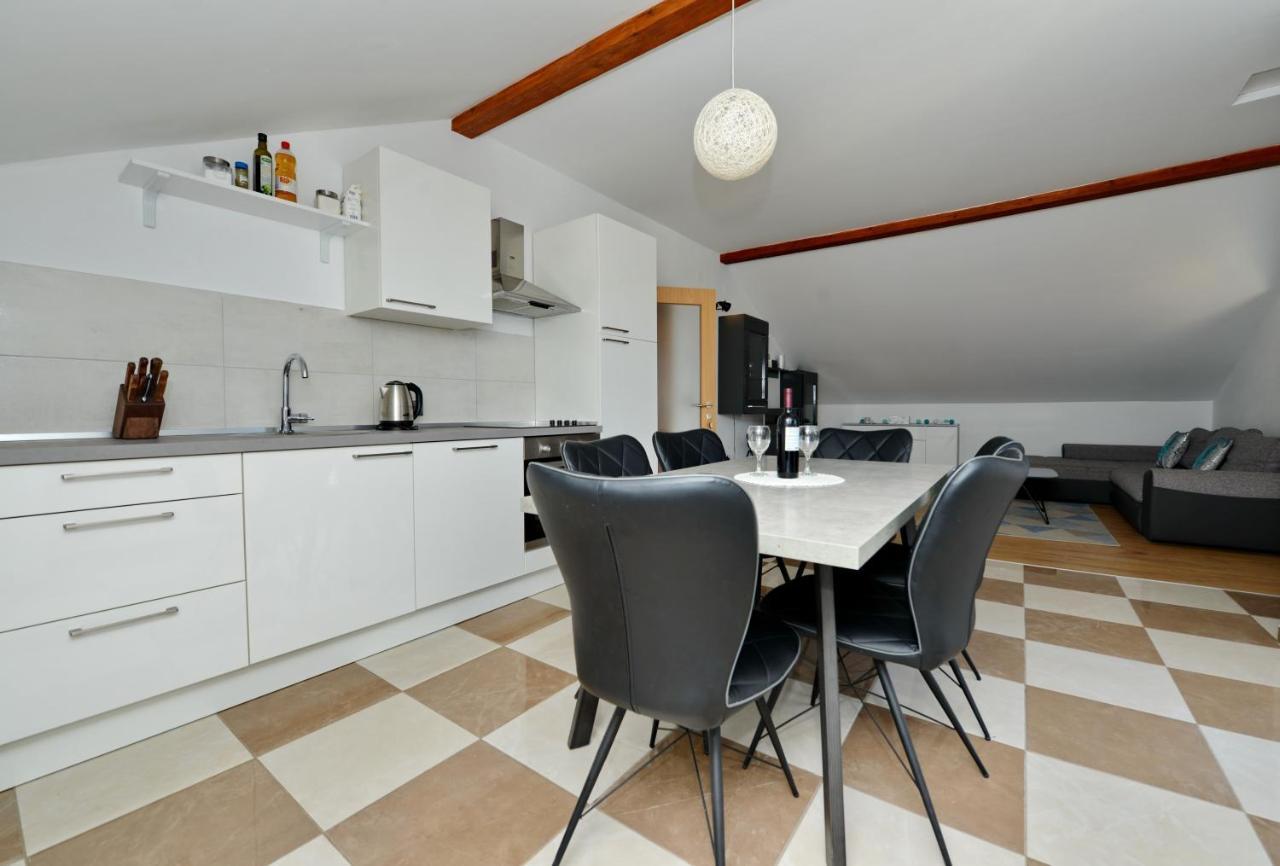 Apartments Blaza Božava Zewnętrze zdjęcie