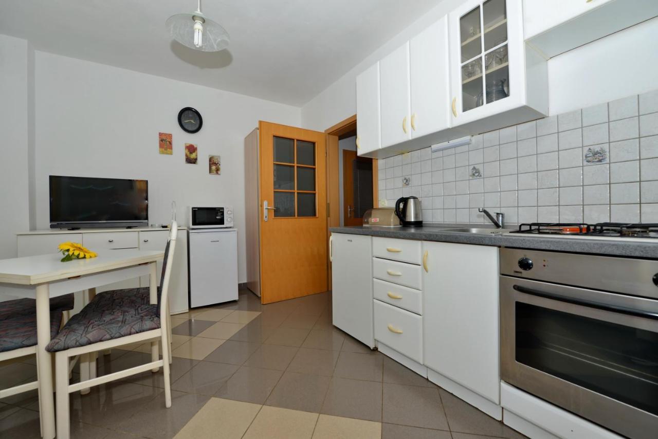 Apartments Blaza Božava Zewnętrze zdjęcie