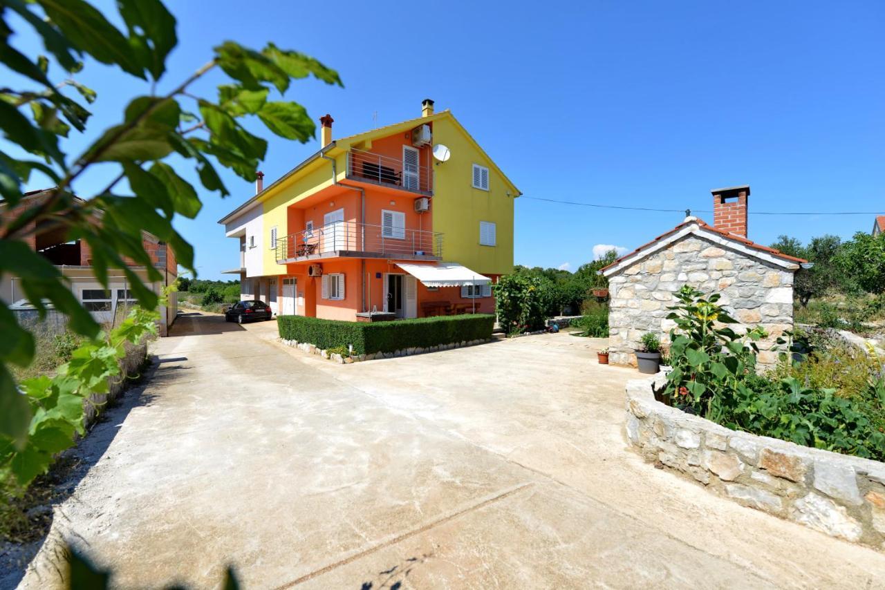 Apartments Blaza Božava Zewnętrze zdjęcie
