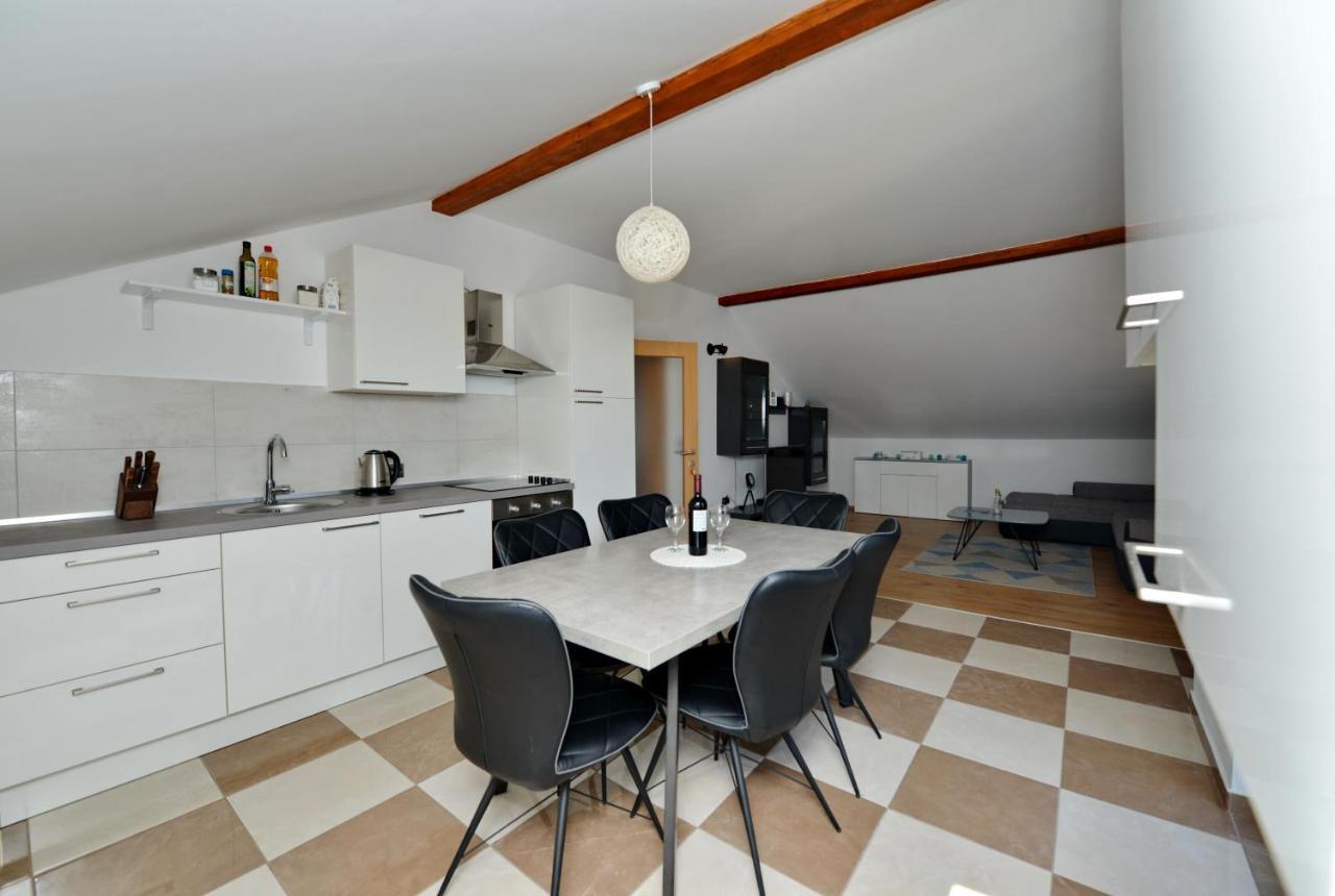 Apartments Blaza Božava Zewnętrze zdjęcie