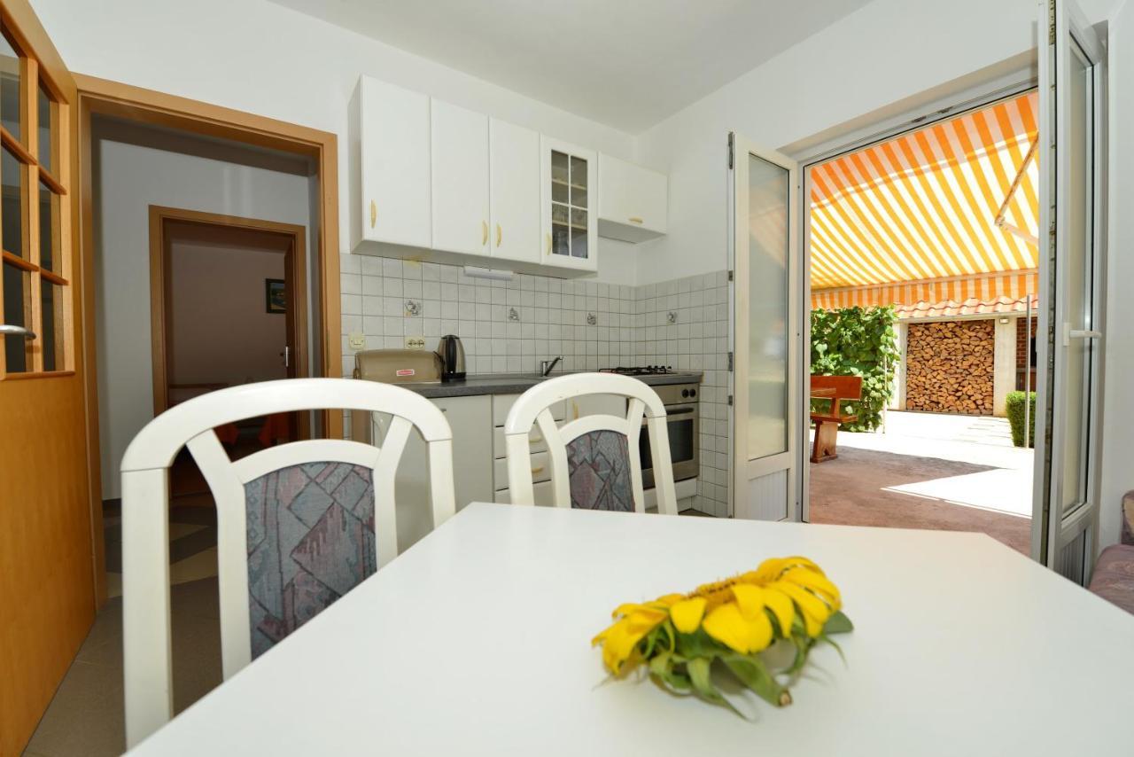 Apartments Blaza Božava Zewnętrze zdjęcie