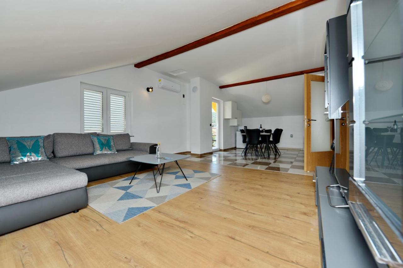 Apartments Blaza Božava Zewnętrze zdjęcie