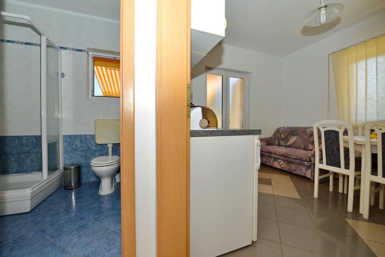 Apartments Blaza Božava Zewnętrze zdjęcie